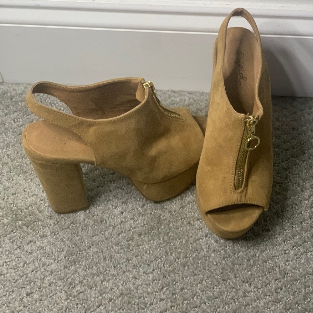 Women’s Nude Block Heels